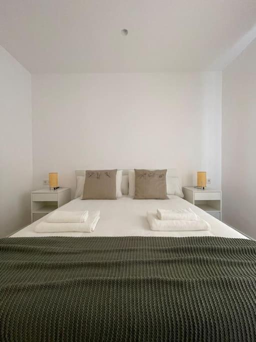 Apartamento Nuevo Centrico Frente Al Mar En Паламос Экстерьер фото
